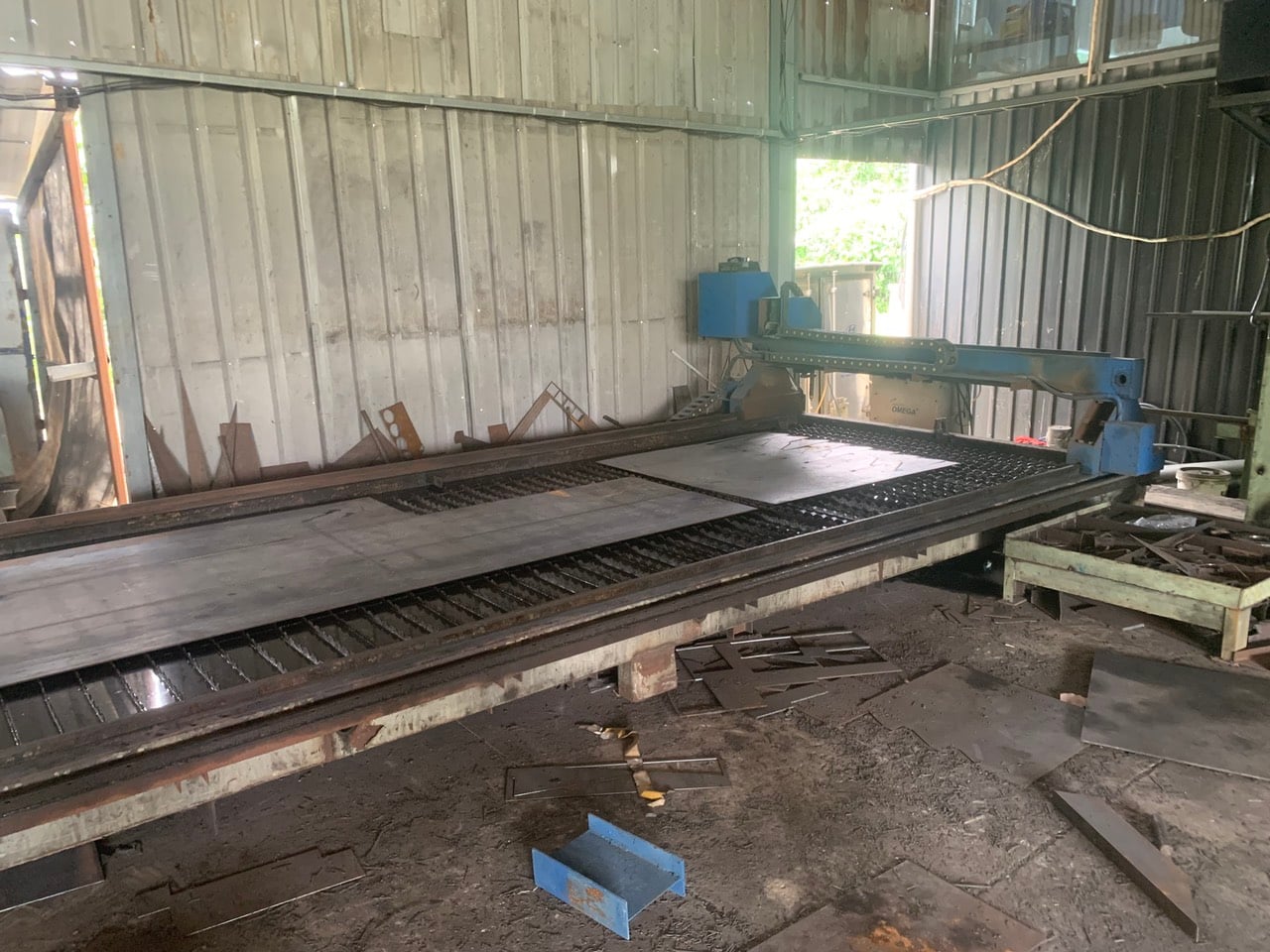 CNC cutting machine